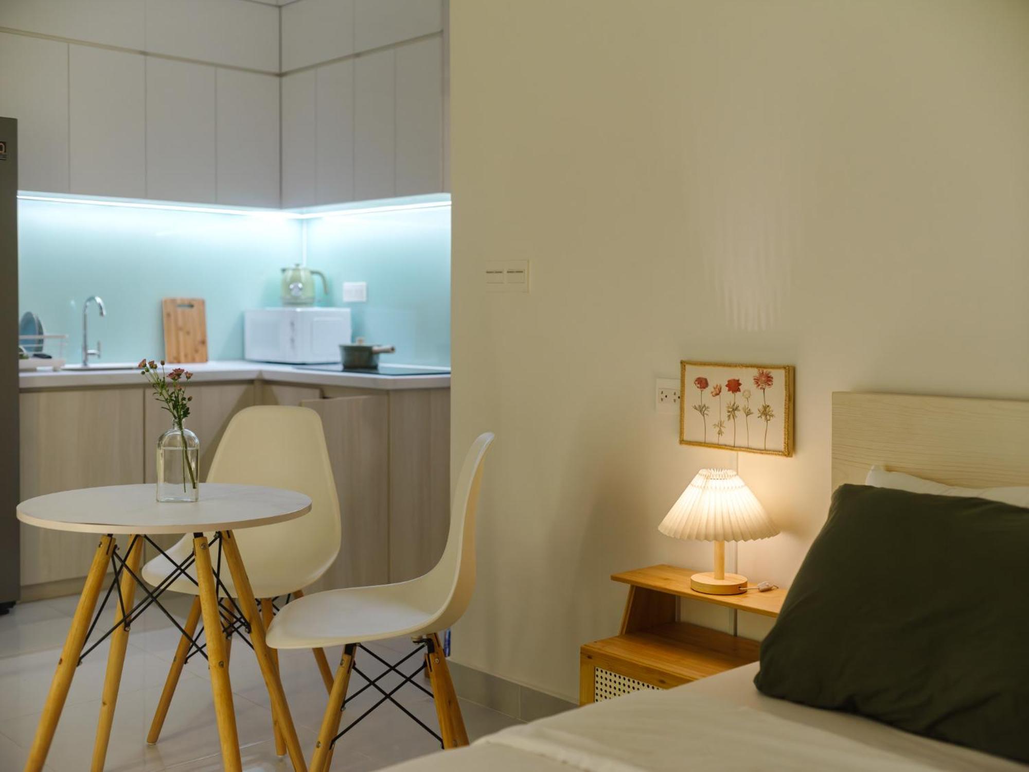 Big Promo ! Cozy Apartment Centrally District 1 Bandar Ho Chi Minh Luaran gambar